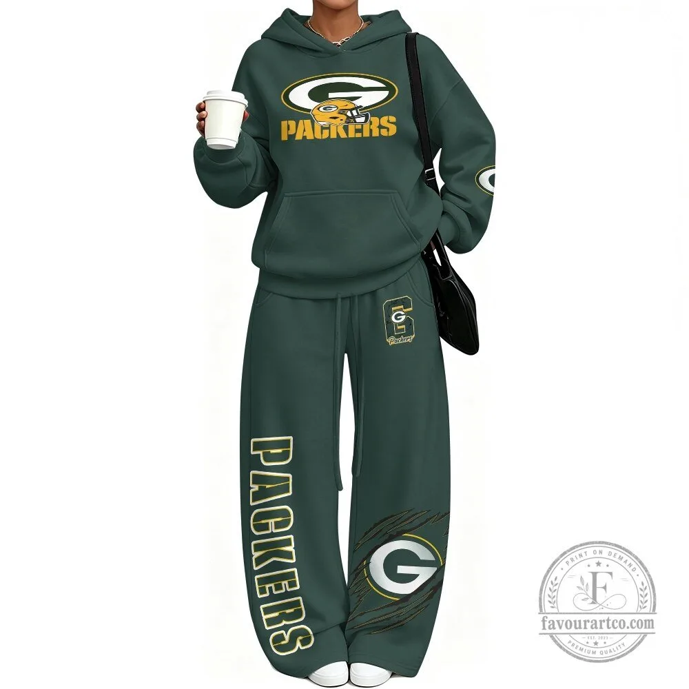 Green Bay Packers National Football League Vintage Plush Hoodie and Pants Set