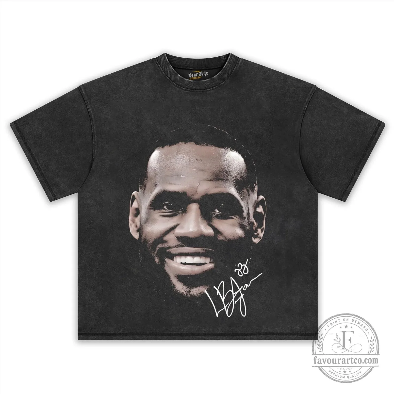 LeBron James Smiling Face Signature Graphic Black T-Shirt 12 LeBron James Smiling Face Signature Graphic Black T-Shirt